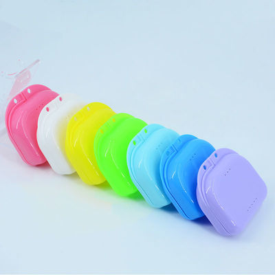 Caixa de retentor de UV ortodôntico personalizado de plástico colorido Caixa de armazenamento de próteses dentárias de plástico Caixa de retentor dental